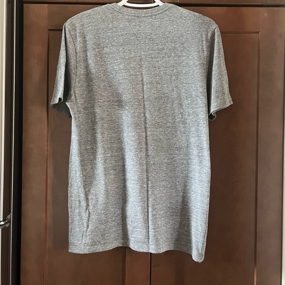 3 for $30. Men’s Detroit Red Wings t-shirt - Picture 4 of 4